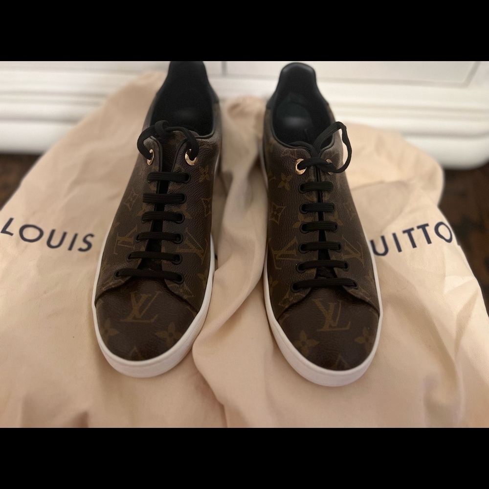Louis Vuitton frontrow monogram sneaker